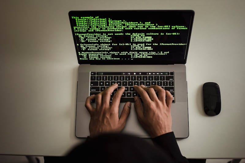 Is MacBook or Windows Laptop Better for Programming: Code in MacOS, Windows, or - Linux? 1 Windows laptop